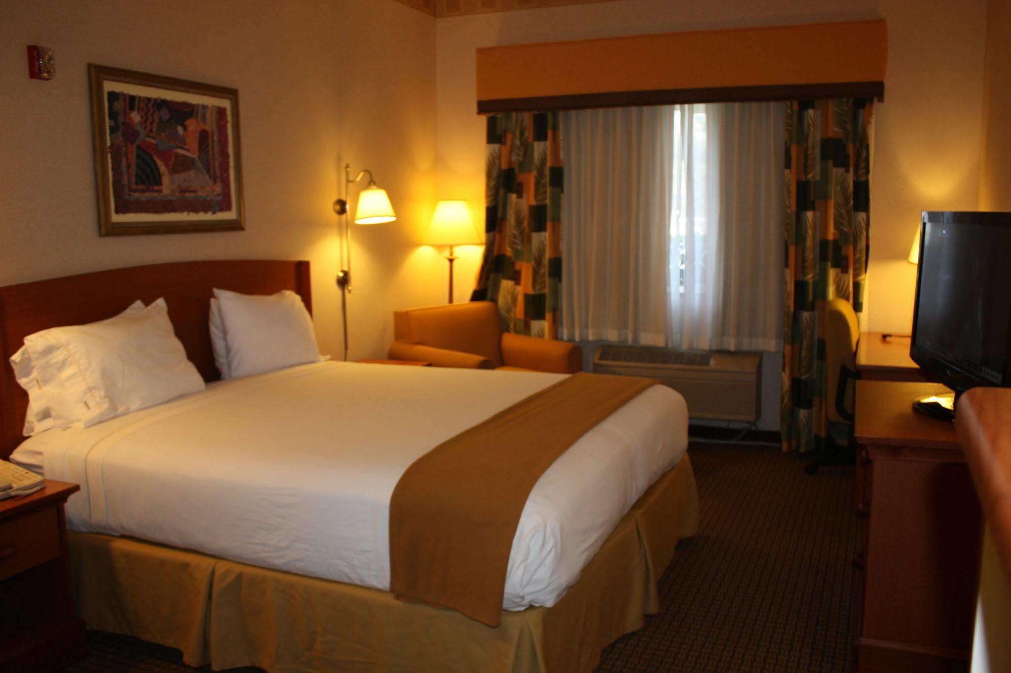 Holiday Inn Express Madera By Ihg Exteriér fotografie